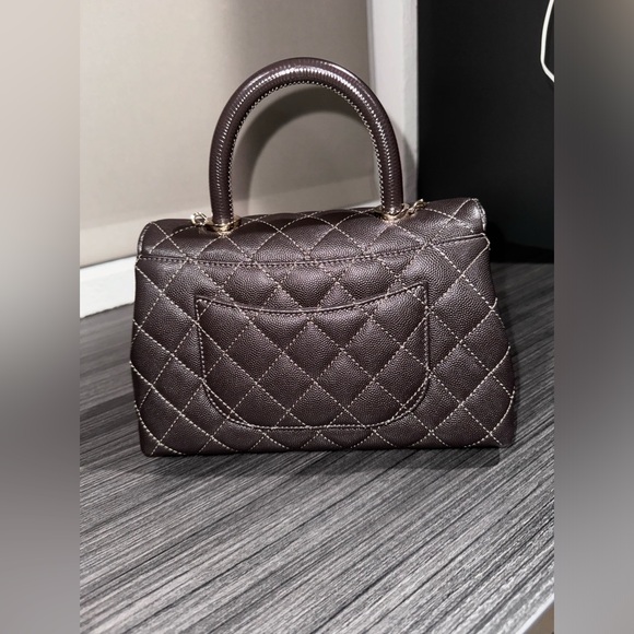 Chanel quilted caviar small coco handle dark brown with alligator handle - Picture 2 of 15